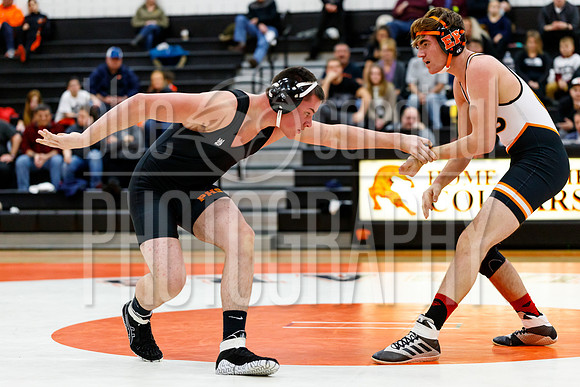 01-10-2019 Palmyra Varsity vs East Pennsboro Wrestling Match - JZ-124